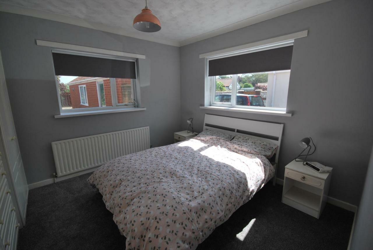 Belle'S Bungalow Villa Cleveleys Exterior foto